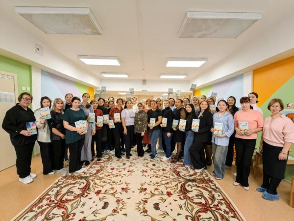 Лаборатория детства провела КПК по программе «Родничок» в Мирнинском улусе